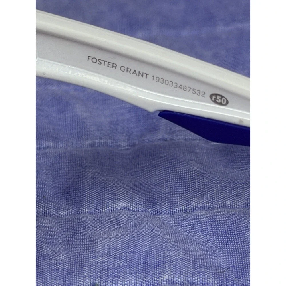 Foster Grant Sport Sunglasses White Blue Wrap Around Shield Lens